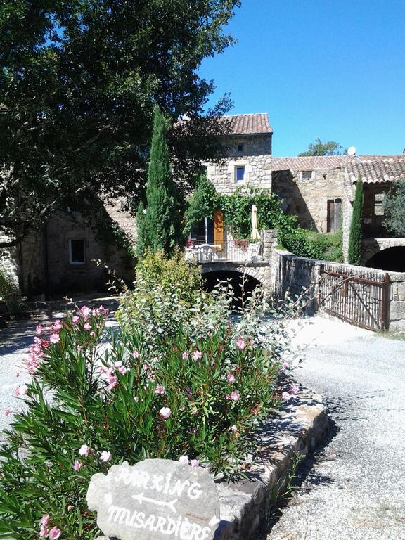 Le Mas de la Musardiere chambres d hotes Les Assions Exterior foto