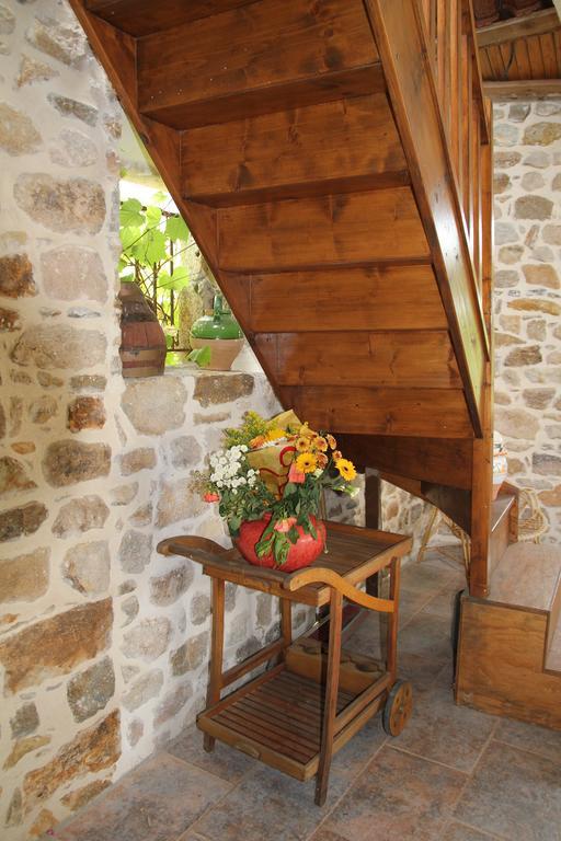 Le Mas de la Musardiere chambres d hotes Les Assions Exterior foto
